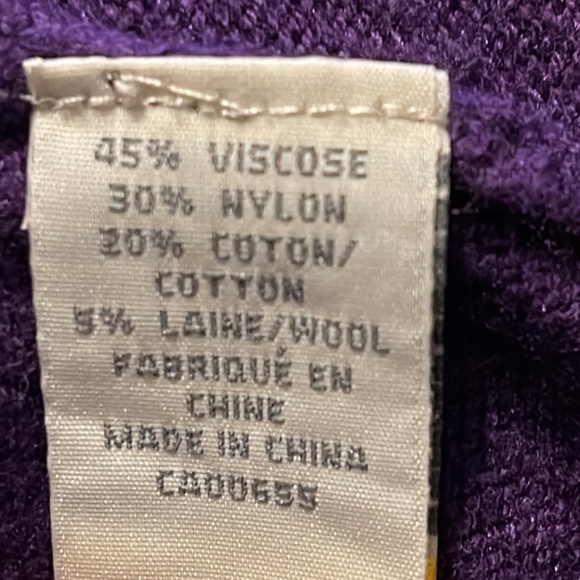 RW & CO Purple Sweater - Picture 6 of 6